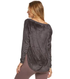 Hard Tail Velvet Raglan Shoulder Slide After Yoga Pullover -Beyond Yoga || Onzie || Marika Sales Store 1740264210467 earlgray 3a