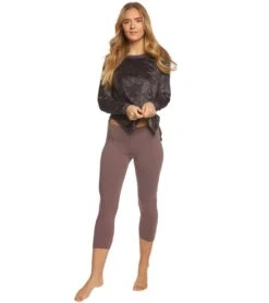 Hard Tail Velvet Raglan Shoulder Slide After Yoga Pullover -Beyond Yoga || Onzie || Marika Sales Store 1740264210467 earlgray 4a