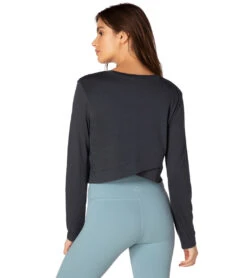 Beyond Yoga Back Out Reversible Cropped Yoga Pullover 18 Beyond Yoga Back Out Reversible Cropped Yoga Pullover -Beyond Yoga || Onzie || Marika Sales Store 1741821902883 nocturnalnavy 3a