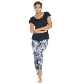 Marika High Waisted Printed Yoga Capris Black And White Torn Animal Print 9 Marika High Waisted Printed Yoga Capris Black And White Torn Animal Print -Beyond Yoga || Onzie || Marika Sales Store 1744868343843 blackandwhitetornanimalprint 4a