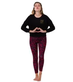 Onzie Basic Crew Love Gold Sweatshirt Black -Beyond Yoga || Onzie || Marika Sales Store 1882018283555 black 4a