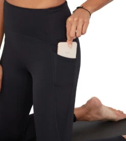 Manduka Pro High Waisted 7/8 Yoga Leggings 17 Manduka Pro High Waisted 7/8 Yoga Leggings -Beyond Yoga || Onzie || Marika Sales Store 4346622967851 black 3a