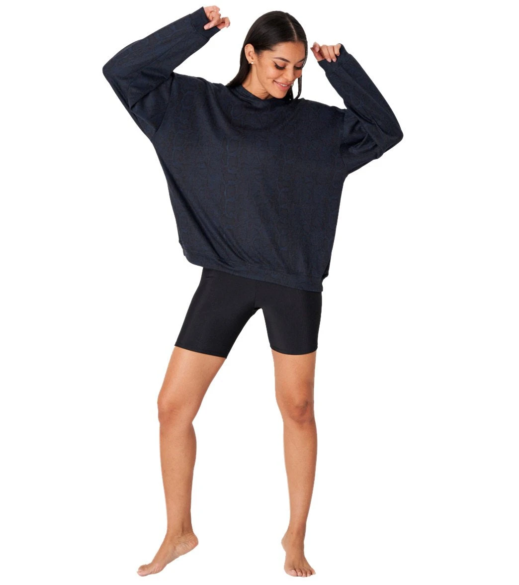 Onzie Boyfriend Sweatshirt 15 Onzie Boyfriend Sweatshirt - Image 13