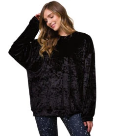 Onzie Velvet Boyfriend Sweatshirt Black Velvet -Beyond Yoga || Onzie || Marika Sales Store 4818868174891 blackvelvet 5a