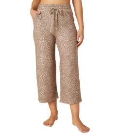 Beyond Yoga Wide Leg High Waisted Cropped Sweatpant