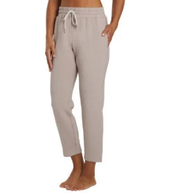 Varley Iowa Sweat Pant Sphinx -Beyond Yoga || Onzie || Marika Sales Store 6758574948395 sphinx 5a