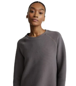 Varley Manning Sweatshirt 29 Varley Manning Sweatshirt -Beyond Yoga || Onzie || Marika Sales Store 6817429291051 deepcharcoal 4a