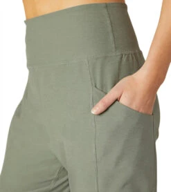 Beyond Yoga Spacedye City Midi Jogger Grey Sage Heather 8 Beyond Yoga Spacedye City Midi Jogger Grey Sage Heather -Beyond Yoga || Onzie || Marika Sales Store 7067284209707 greysageheather 4a